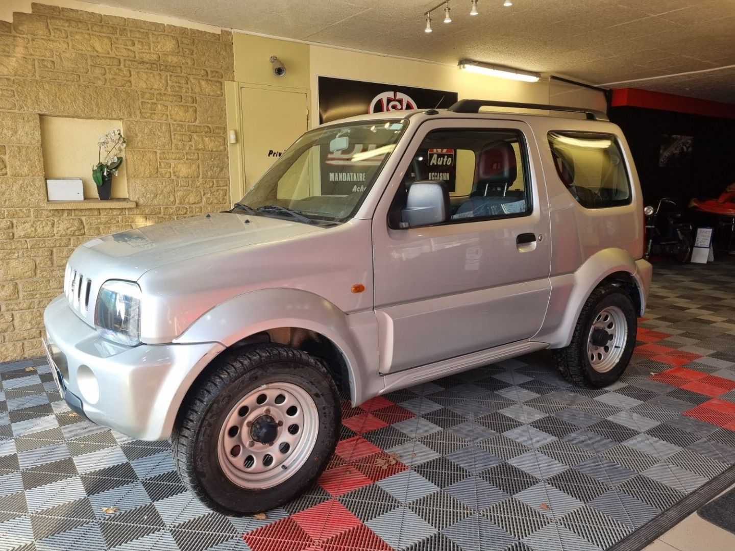 SUZUKI JIMNY 1.3L LIM 82cv CLIM CT OK
