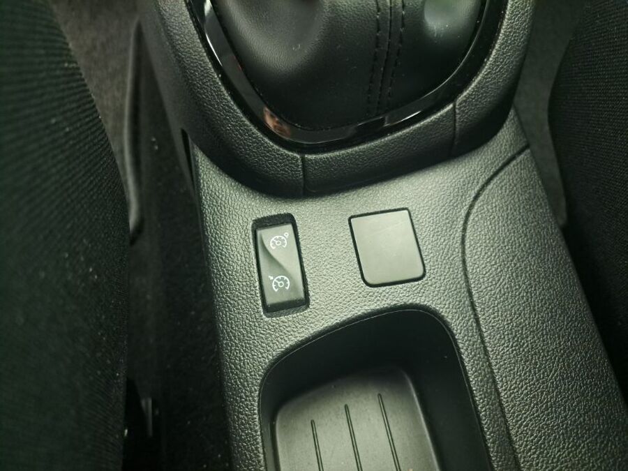 RENAULT CLIO IV ESTATE - ESTATE 0.9 TCe 90 ZEN